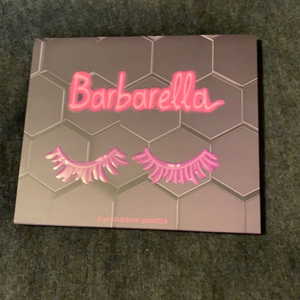 Barbarella eyeshadow pallete